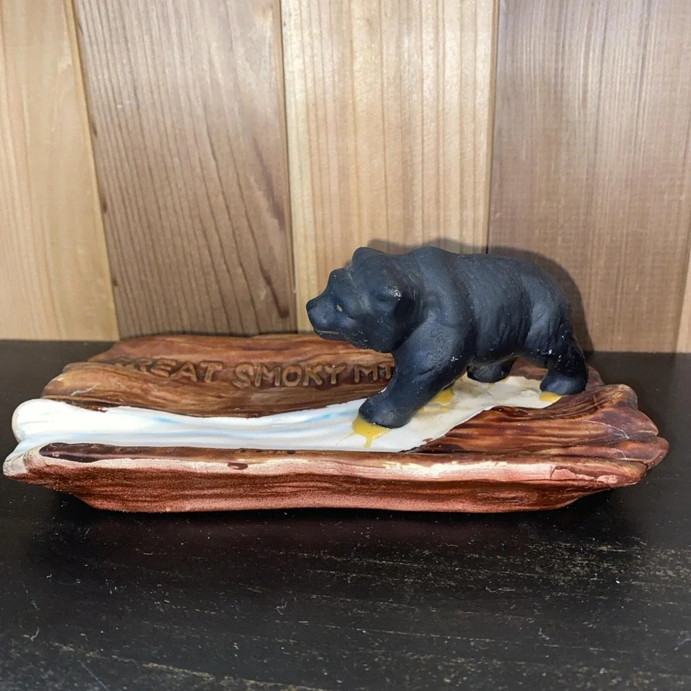 Vintage Great Smoky Mountains Black Bear Ashtray Trinket Tray Made in Japan